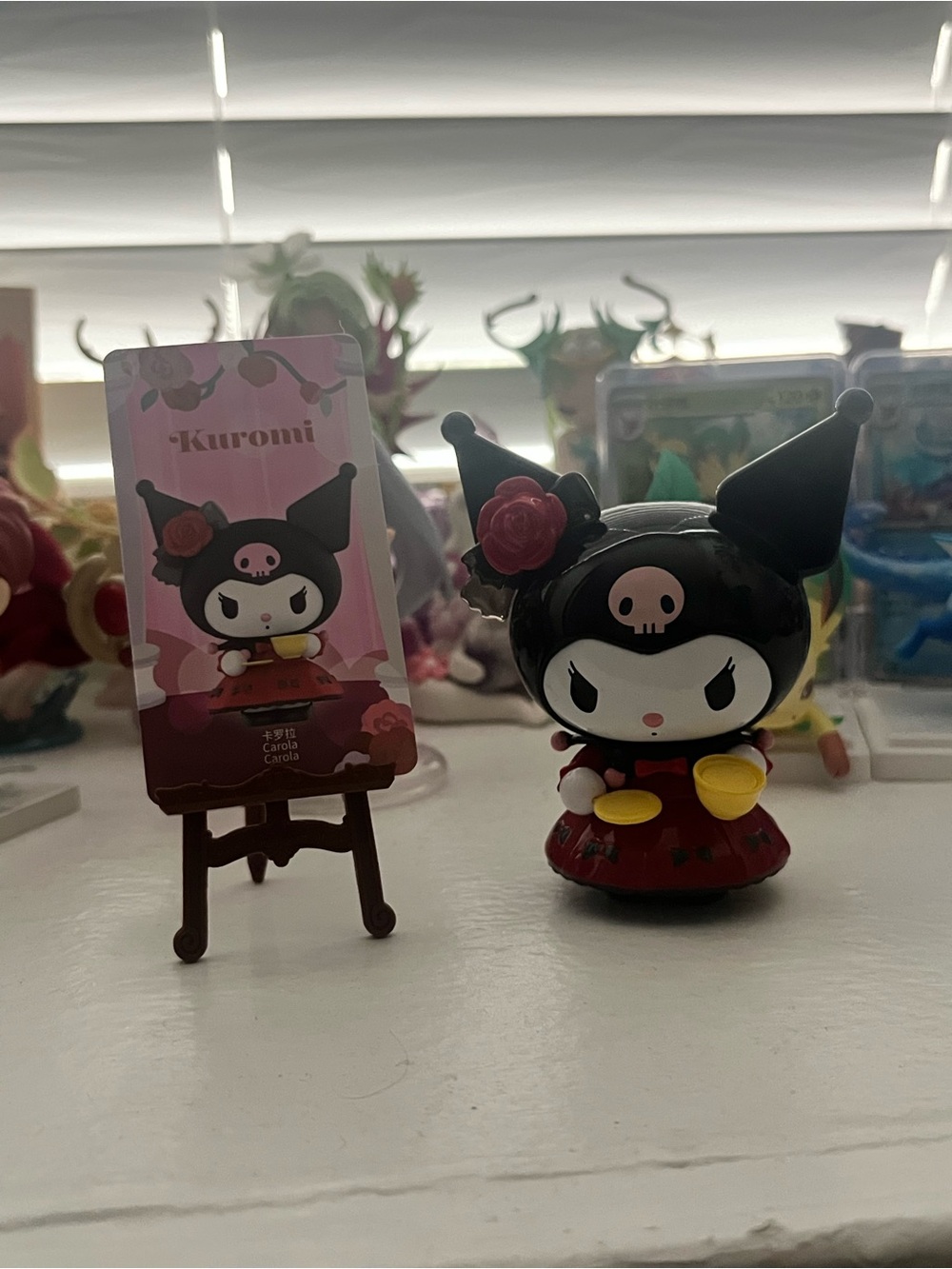 Sanrio Rose and Earl Blind Box - Kuromi Carola